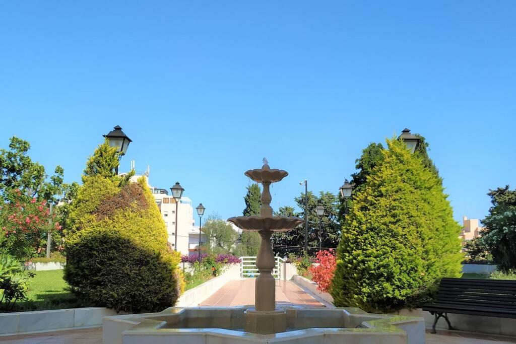 Dona Carlota Gardens, Sea Views, Pool, Restaurant Apartment ตอร์เรโมลิโนส ภายนอก รูปภาพ