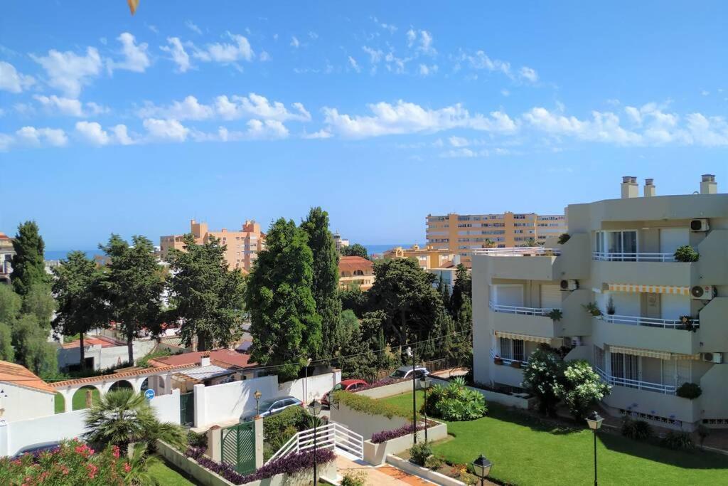 Dona Carlota Gardens, Sea Views, Pool, Restaurant Apartment ตอร์เรโมลิโนส ภายนอก รูปภาพ