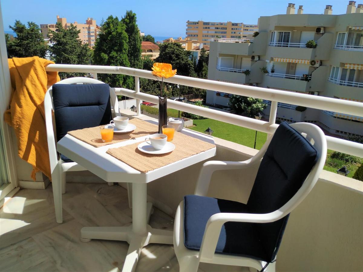 Dona Carlota Gardens, Sea Views, Pool, Restaurant Apartment ตอร์เรโมลิโนส ภายนอก รูปภาพ